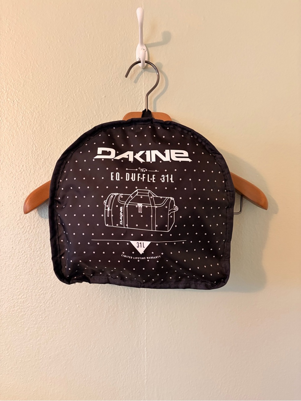 Dakine Black Packable EQ Duffle 31L